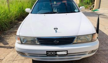 Nissan Sunny full