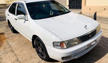 Nissan Sunny full