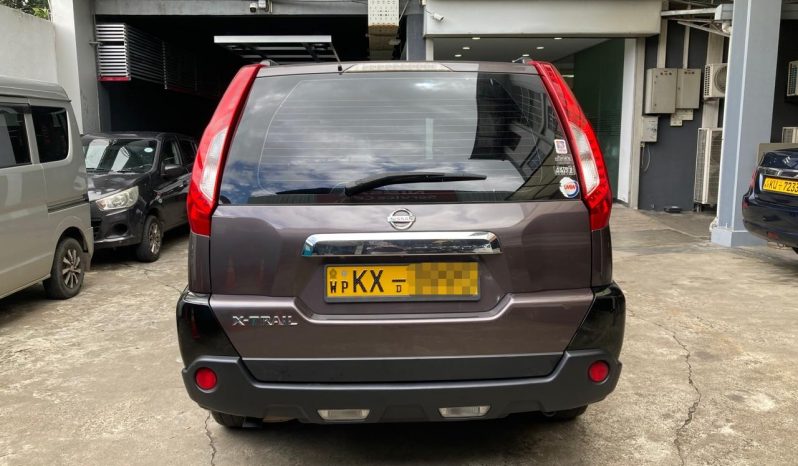 Nissan X-trail T31 full