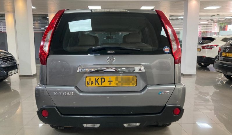 Nissan X-trail T31 full